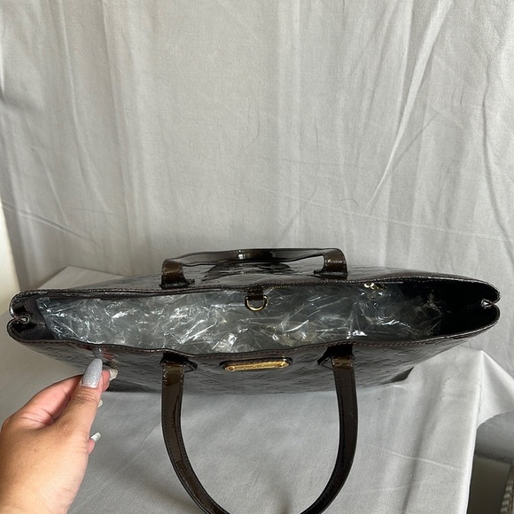 Louis Vuitton Amarante Wilshire Monogram Vernis MM Bag - Picture 7 of 16